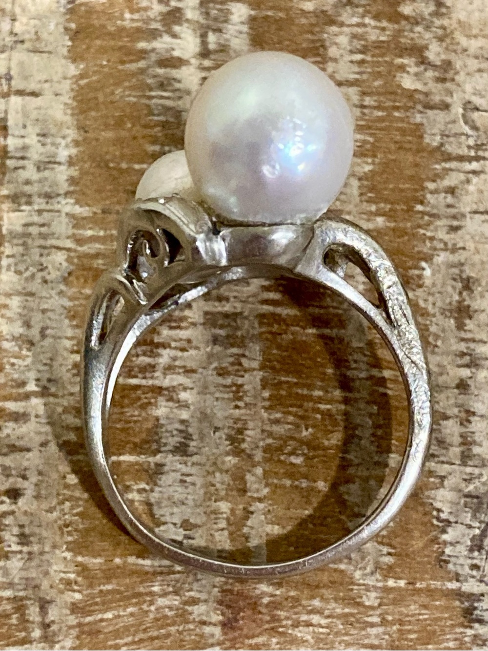 10K Gold Triple Pearl Cluster Ring Size 5.25 White Gold - Picture 12 of 13